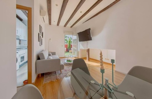 Malasana Apartment | Penthouse con Vista 180° al Skyline de Madrid