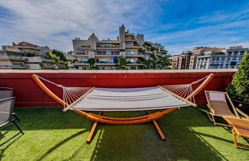 Malasana Apartment | Penthouse con Vista 180° al Skyline de Madrid