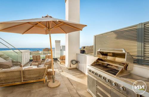 Benalmadena Apartment | Penthouse Diamond - Private Pool, Terrace, Sea View, Gym & BBQ