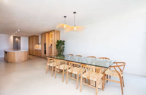 Durban Apartment | Penthouse Four Bedroom Apartment Seaview