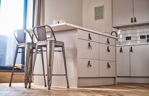 Birmingham City Centre Apartment | Penthouse next to Mailbox- 5 minutes to New Street