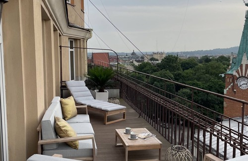 Stare Miasto Apartment | Penthouse Panorama - LoftAffair