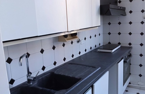 Ostiense Apartment | Penthouse with verdant terrace in the Garbatella 20 minutes from the Colosseum