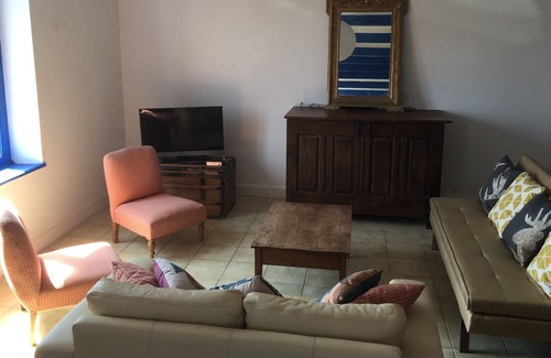 Roscanvel House | Penty Breton in the center of the village of Roscanvel