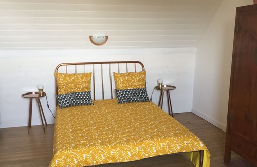 Roscanvel House | Penty Breton in the center of the village of Roscanvel