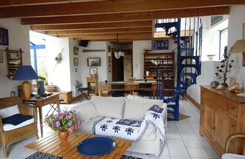Crozon House | Penty de Charme, luminous and very comfortable at 200m from the Aber beach.