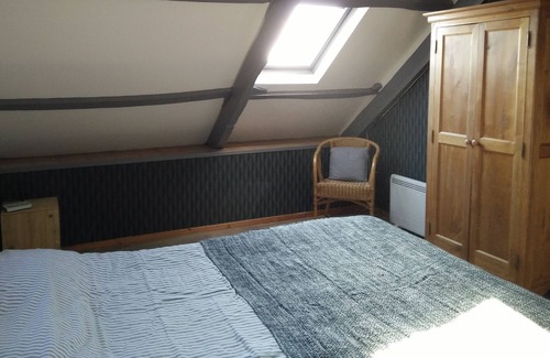 Ploerdut Cottage | Penty with covered and heated pool