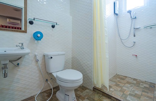 Bang Khae Nuea Hotel | Penyos Residence