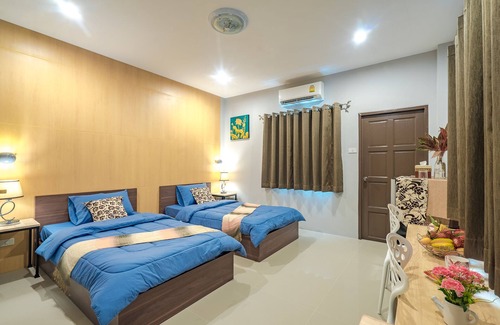 Bang Khae Nuea Hotel | Penyos Residence