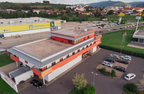 Zvolen House | Penzión*Q