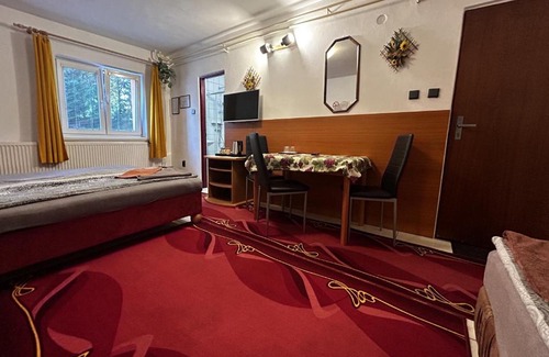 Sever House | Penzión Rozália