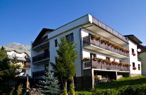 Novy Smokovec House | Penzión Sibír