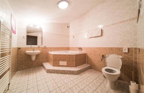 Liptovsky Mikulas Hotel | Penzion Atlas