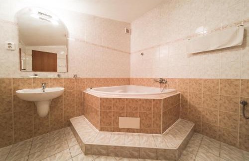Liptovsky Mikulas Hotel | Penzion Atlas