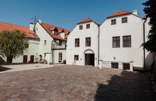 Znojmo House | Penzion Austis