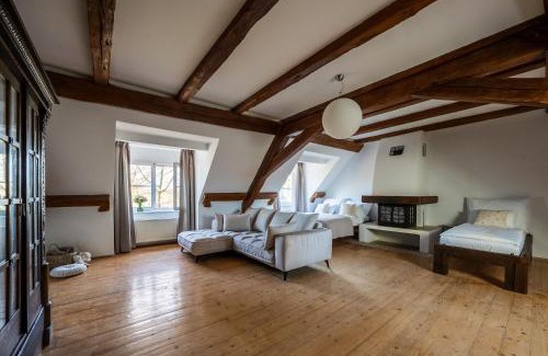 Trebon House | penzion Dvorce