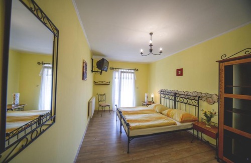 Sturovo Villa | Penzion El Camino