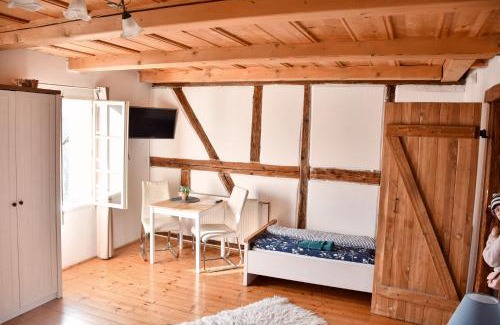 Loket House | Penzion Modrý Svět