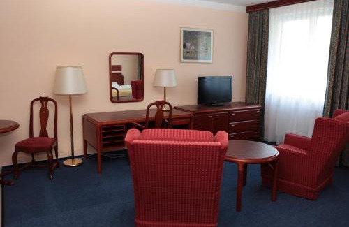Kadan House | Penzion Mova