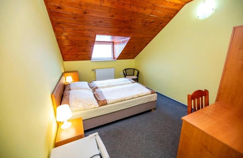 Lednice House | Penzion Myslivna