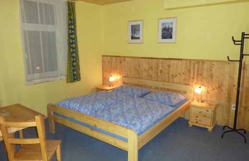 Janov nad Nisou House | Penzion Na Rozcestí