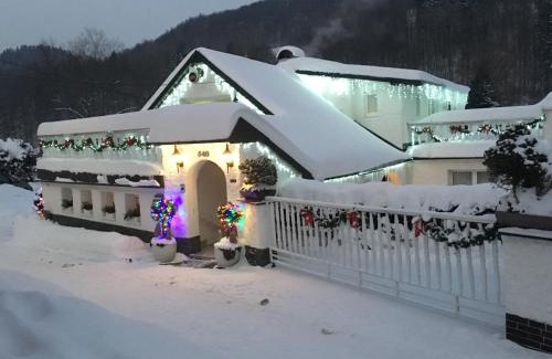 Svoboda nad Upou House | Penzion OK