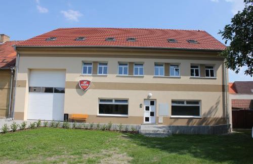 Chvalin House | Penzion Piller