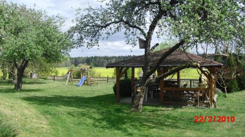 Novosedly nad Nezarkou House | penzion Poutník