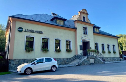 Sternberk House | Penzion U Muflona