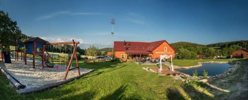 Holubov House | Penzion u Sevcu