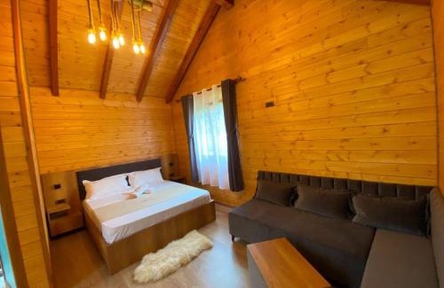 Shkoder County Bed & Breakfast | Peraj Guesthouse