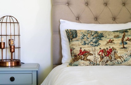 New Forest District Cottage | Perched on the edge of a gentle and wild valley