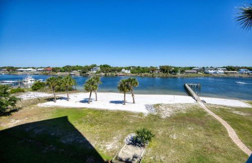 Ono Island Apartment | Perdido Escape Spacious 3BR 3BA Condo Beach Pool