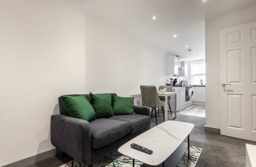 Doncaster Apartment | Perfect 1 Bed Budget Flat in Central Doncaster