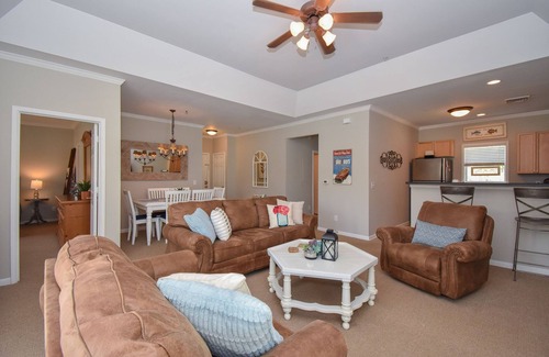Dadeville Condo | Perfect condo on Beautiful Lake Martin!