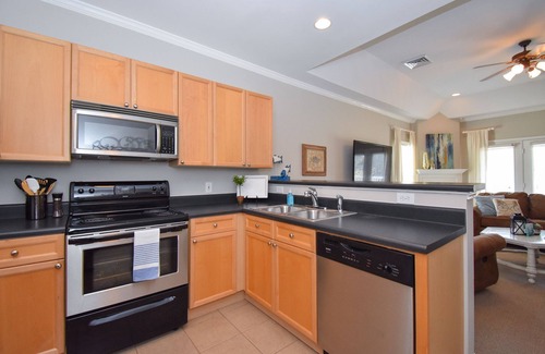 Dadeville Condo | Perfect condo on Beautiful Lake Martin!