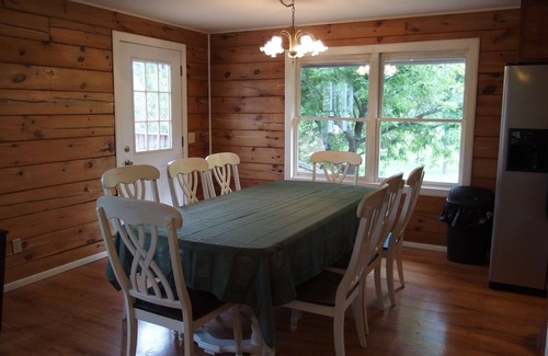 Overgaard Cabin | Perfect family cottage in Pines - 2 acre farm!