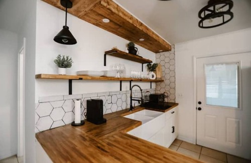 Milton House | Perfect Family Vacation House