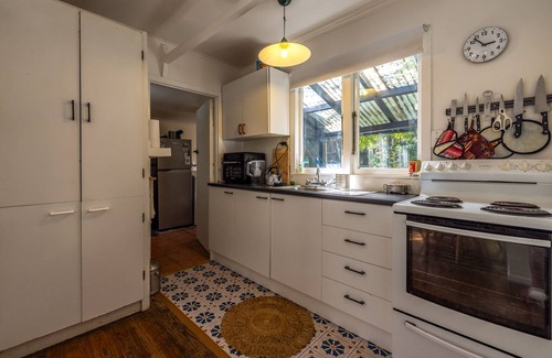 Oneroa House | Perfect for a relaxing holiday by the sea!