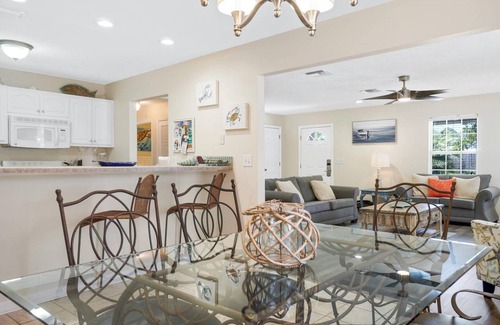 Inlet Beach Heights House | Perfect for Families! Short Walk to Beach! Attraction Tickets Included!