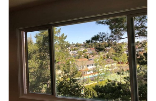 Castro Valley House | Perfect for Large Group sleeps 20!