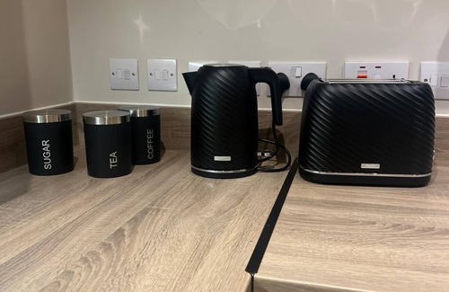 Leeds City Center Apartment | Perfect for Professionals and Long Stays