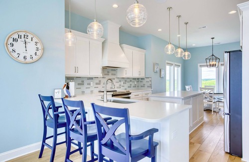 North Topsail Beach House | Perfect for Families! Oceanfront - Hot Tub - Game Room