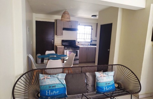 Centro Playas House | Perfect Getaway House w Rooftop