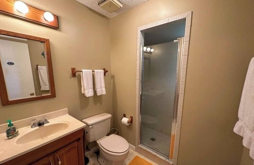 Florahome House | Perfect Lake Day