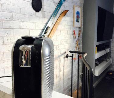 Hotham Heights Apartment | Perfect Located Apartment in the heart of Hotham