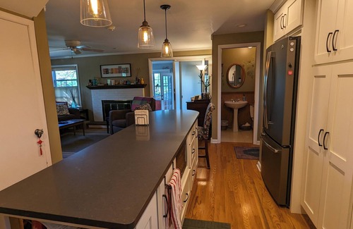 State College House | Perfect PSU football weekend house! Clean, comfy, & close to everything!