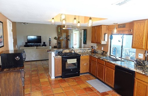 Sonoita House | Perfect space to connect with nature and take in spectacular views!n