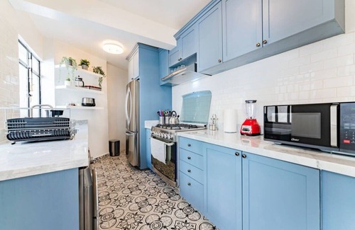 Hipodromo Condo | Perfect Stay for Groups in Trendy La Roma Mexico!
