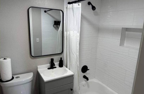 Brazoria Apartment | Perfect Waterfront Getaway